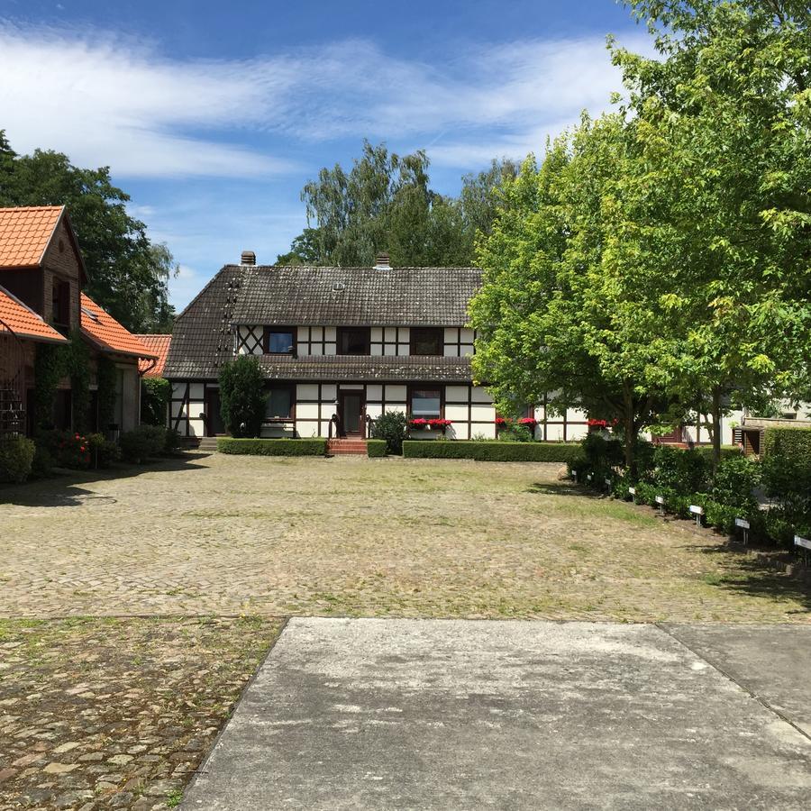 Engels Hof Wolfsburg Exteriér fotografie